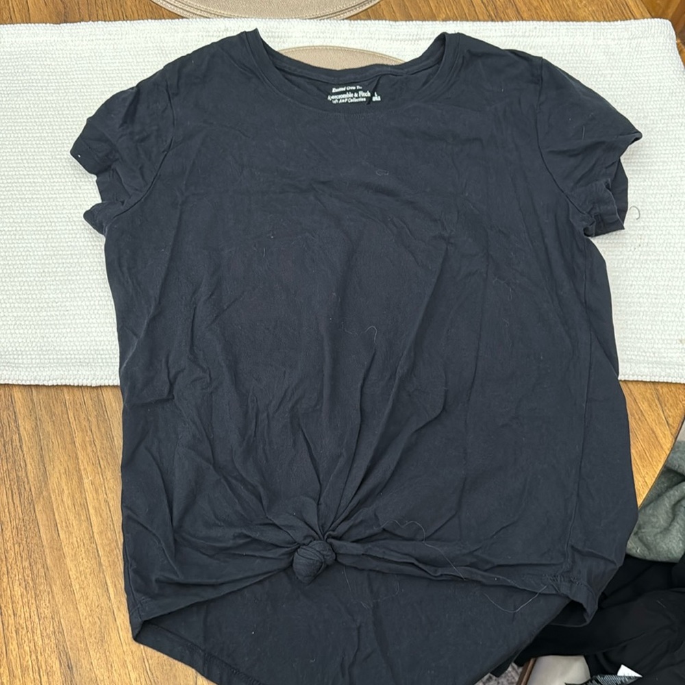 Abercrombie & Fitch Black Short Sleeve Tee